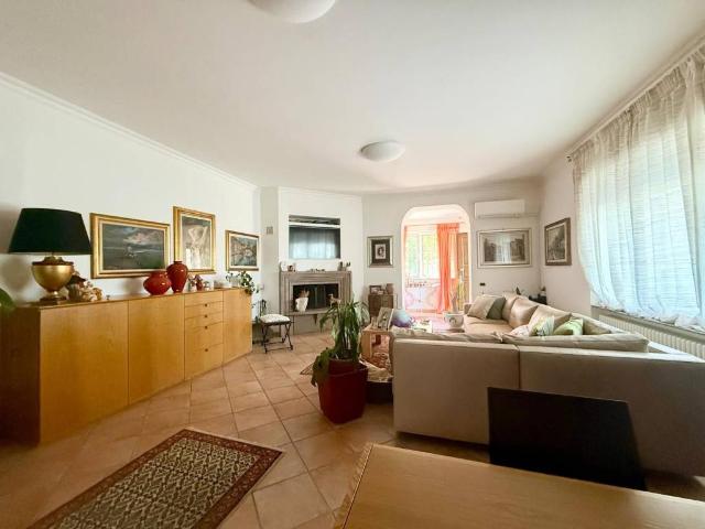Casa indipendente in vendita a Ardea RM