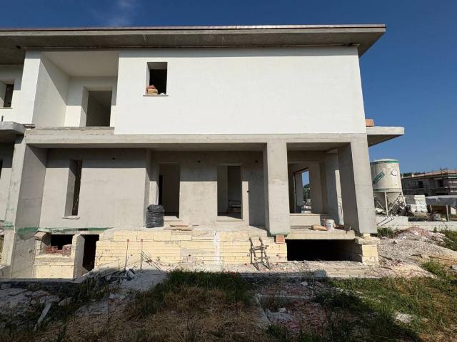 Casa indipendente in vendita a Arezzo AR