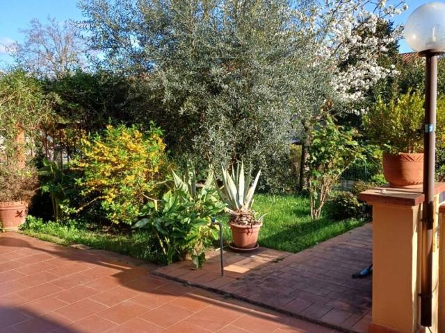 Casa indipendente in vendita a Arezzo AR