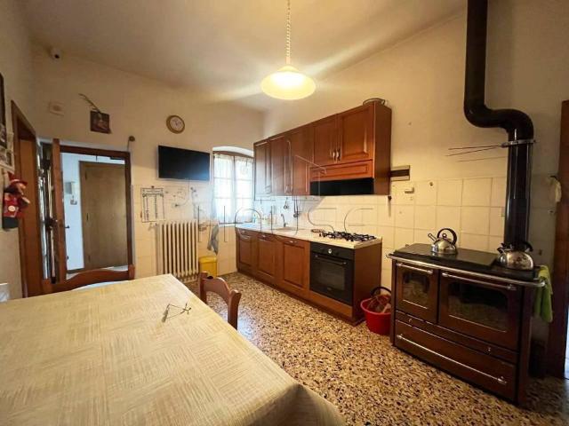 Casa indipendente in vendita a Arezzo AR