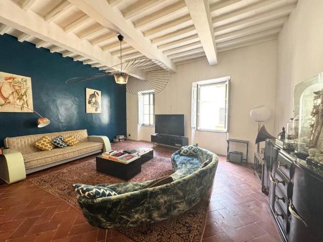 Casa indipendente in vendita a Arezzo AR