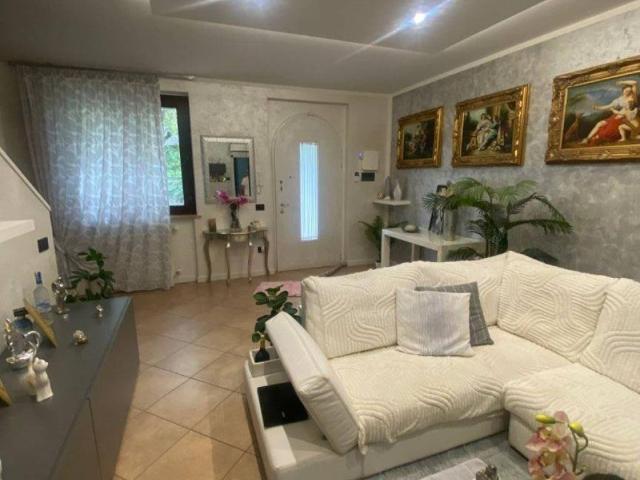 Casa indipendente in vendita a Arezzo AR