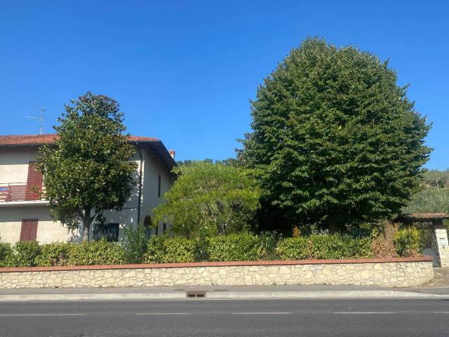 Casa indipendente in vendita a Arezzo AR