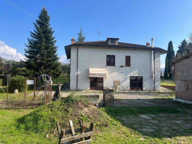 Casa indipendente in vendita a Arezzo AR