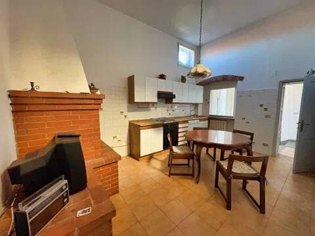 Casa indipendente in vendita a Arezzo AR