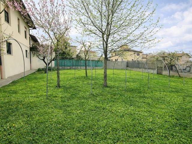 Casa indipendente in vendita a Arezzo
