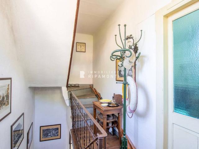 Casa indipendente in vendita a Argegno CO