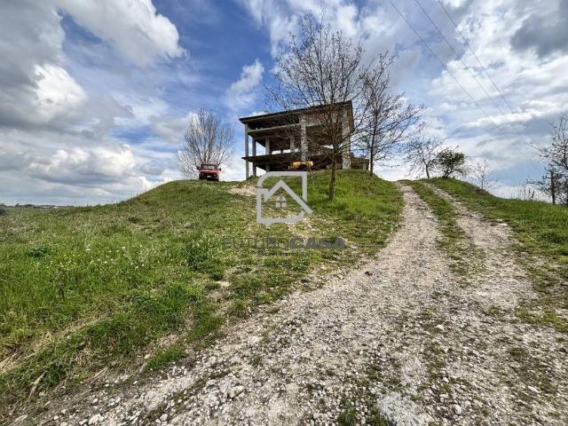Casa indipendente in vendita a Ariano Irpino AV