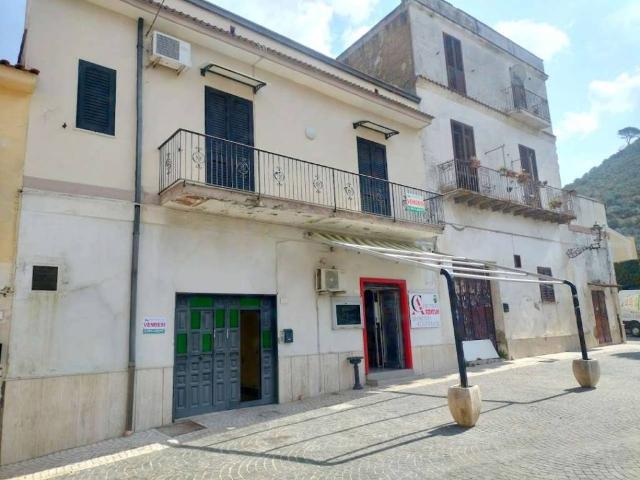 Casa indipendente in vendita a Arienzo CE