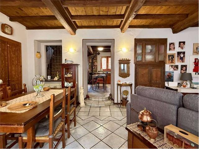 Casa indipendente in vendita a Armeno NO