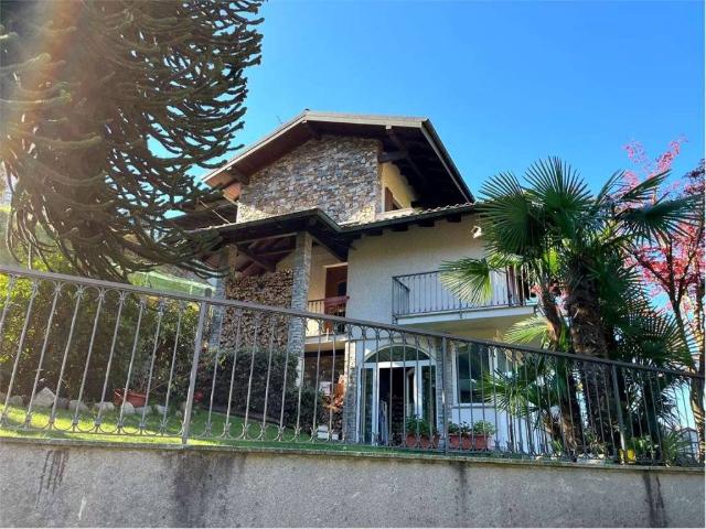 Casa indipendente in vendita a Armeno NO