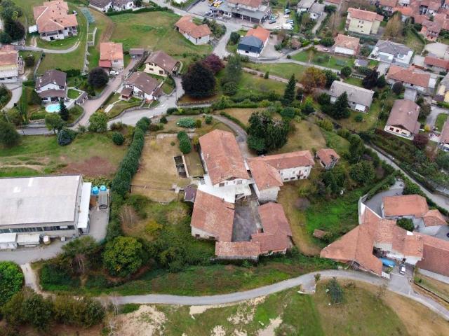 Casa indipendente in vendita a Armeno NO