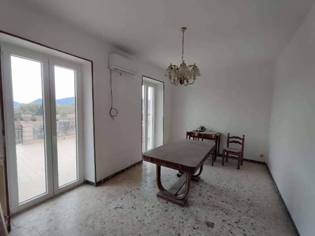 Casa indipendente in vendita a Arnara FR