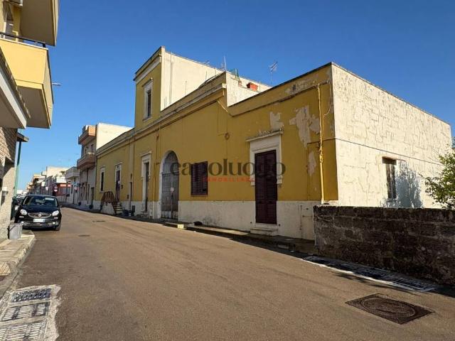 Casa indipendente in vendita a Arnesano LE