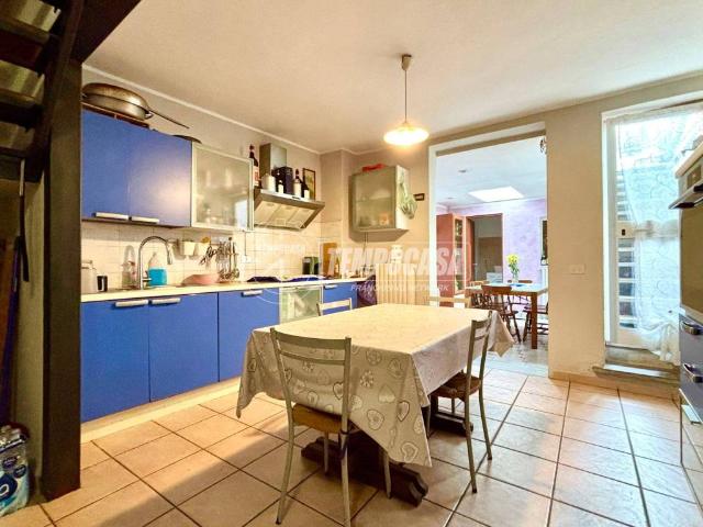 Casa indipendente in vendita a Arona NO