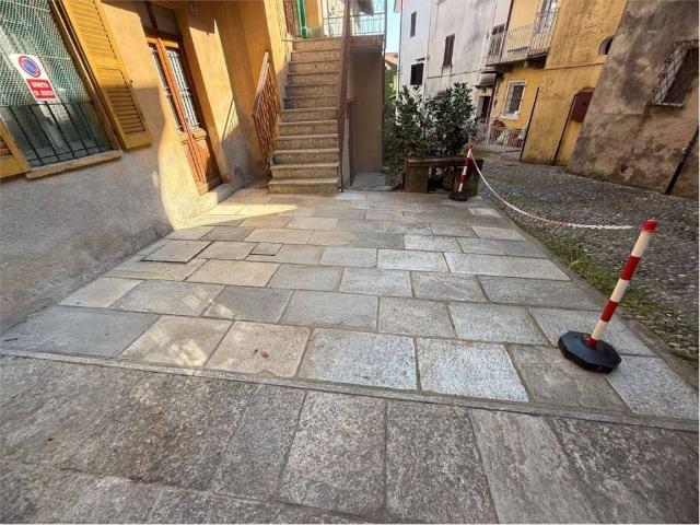 Casa indipendente in vendita a Arona NO