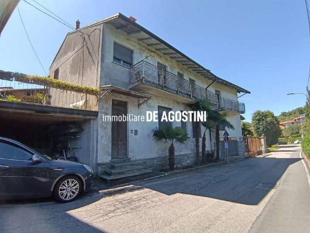 Casa indipendente in vendita a Arona NO
