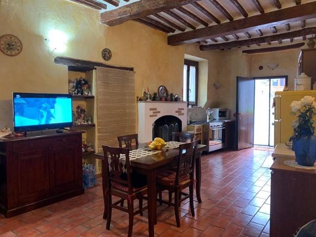 Casa indipendente in vendita a Arrone TR