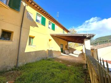 Casa indipendente in vendita a Arrone TR