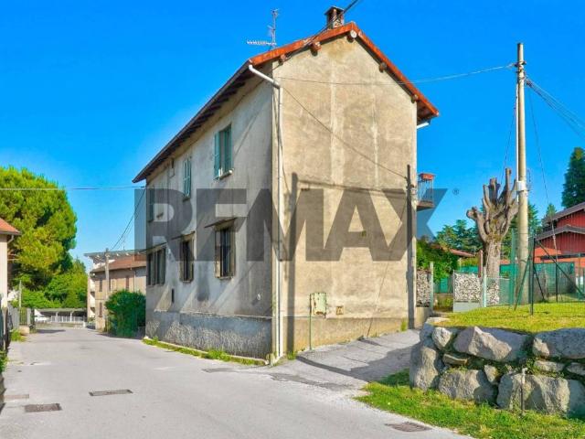 Casa indipendente in vendita a Arsago Seprio VA