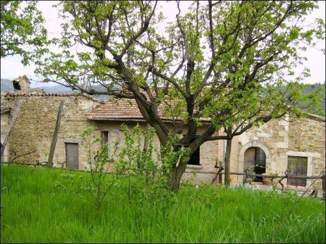 Terratetto plurifamiliare in vendita a Ascoli Piceno