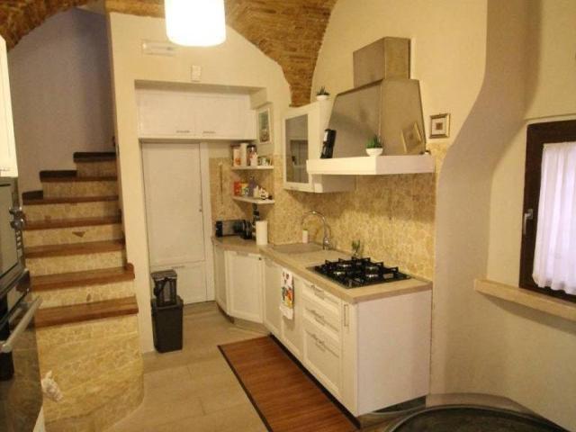 Casa indipendente in vendita a Ascoli Piceno AP