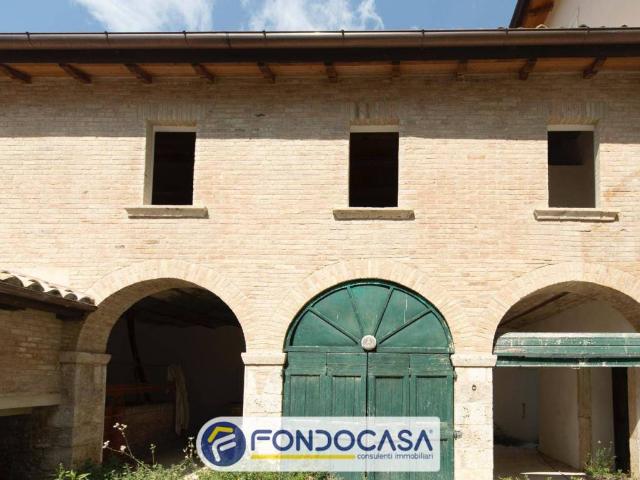 Casa indipendente in vendita a Ascoli Piceno AP