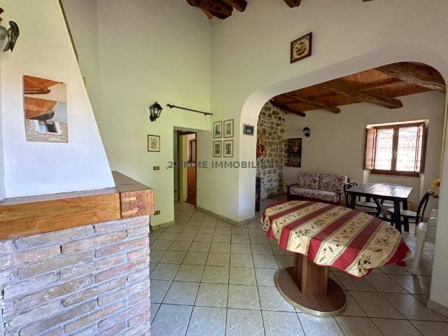 Casa indipendente in vendita a Ascoli Piceno AP