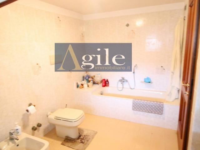 Casa indipendente in vendita a Ascoli Piceno, Borgo Solest