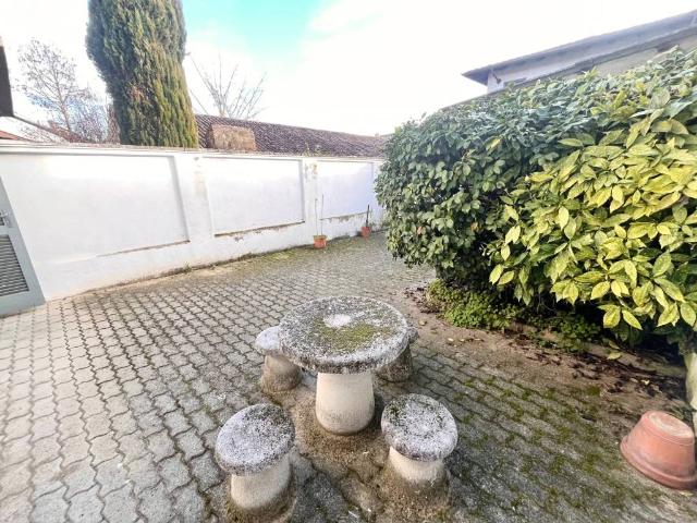Casa indipendente in vendita a Asigliano Vercellese VC