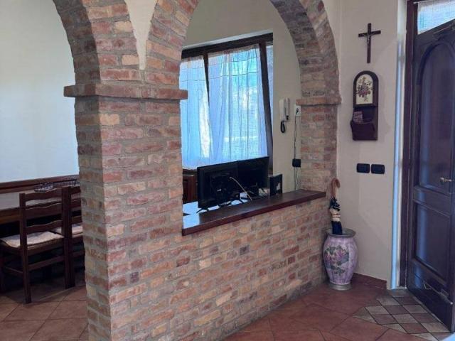 Casa indipendente in vendita a Asola MN