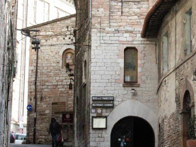 Casa indipendente in vendita a Assisi PG