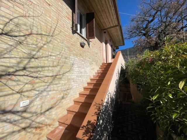 Casa indipendente in vendita a Assisi PG