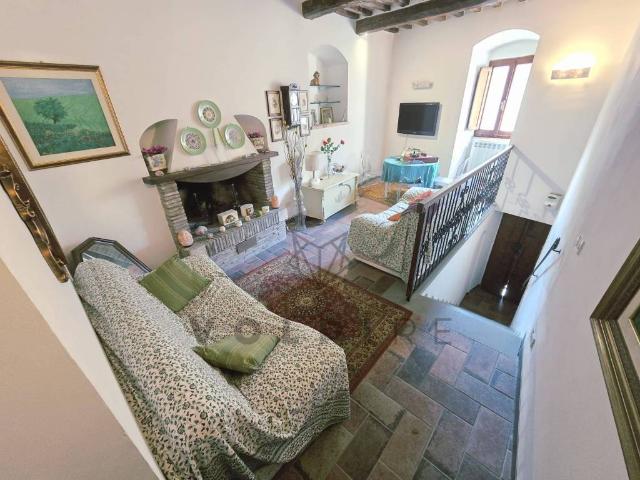 Casa indipendente in vendita a Assisi PG