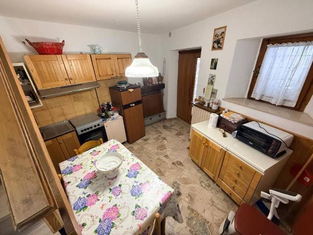 Casa indipendente in vendita a Assisi PG