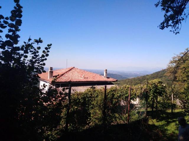 Casa indipendente in vendita a Attimis UD