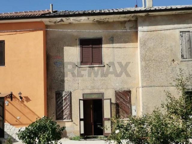 Casa indipendente in vendita a Ateleta