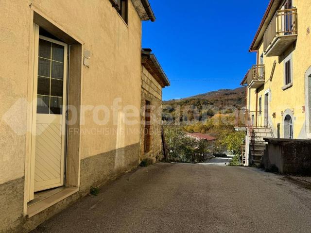 Casa indipendente in vendita a Ateleta AQ