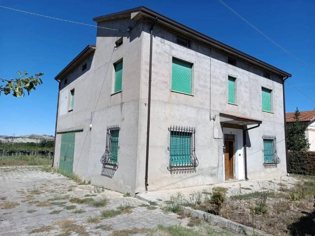 Casa indipendente in vendita a Atessa CH