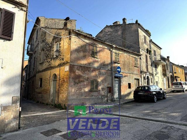 Casa indipendente in vendita a Atri TE
