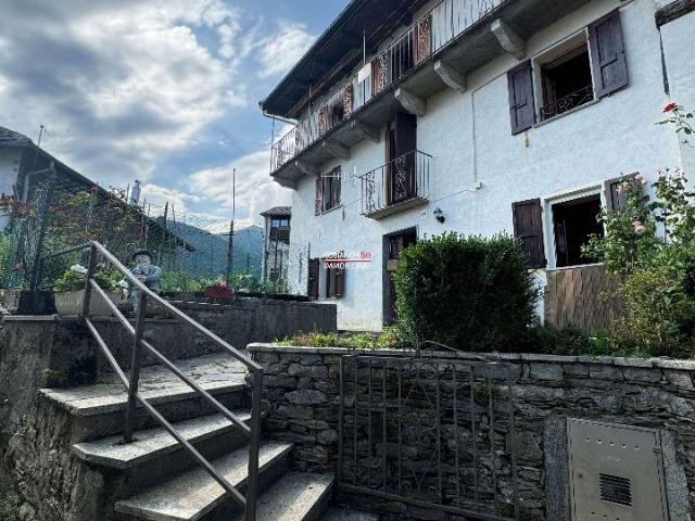 Casa indipendente in vendita a Aurano