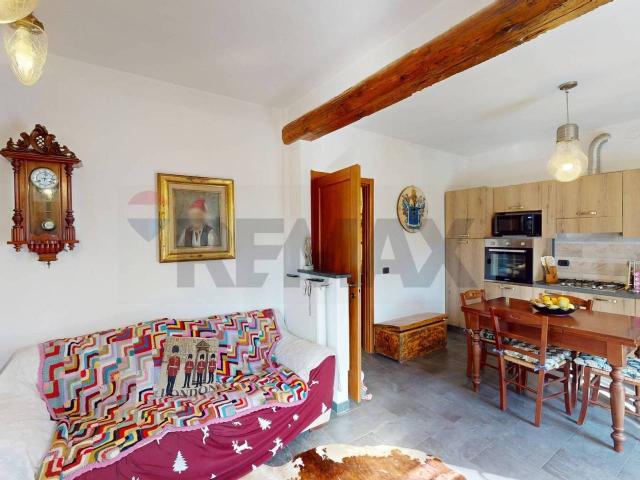 Casa indipendente in vendita a Avegno