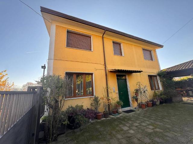 Casa indipendente in vendita a Avellino AV