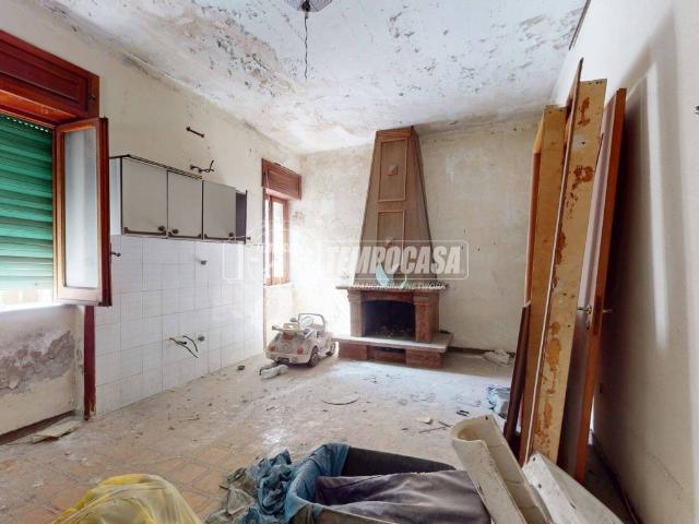 Casa indipendente in vendita a Aversa CE