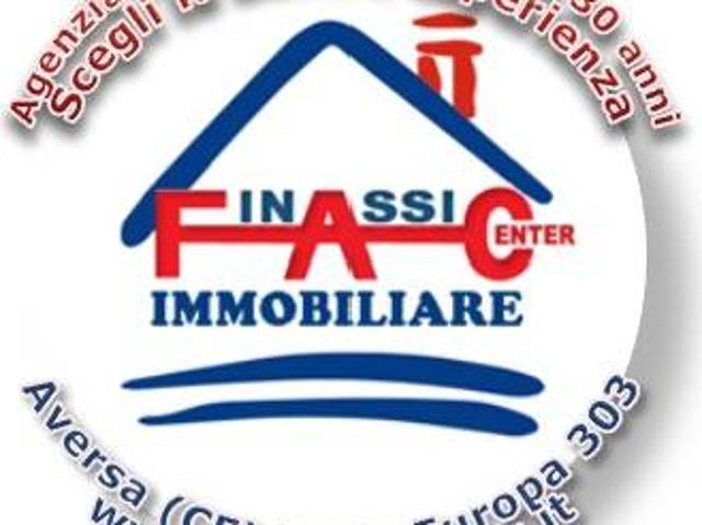 Casa indipendente in vendita a Aversa CE