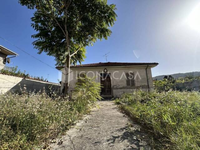 Casa indipendente in vendita a Avezzano AQ