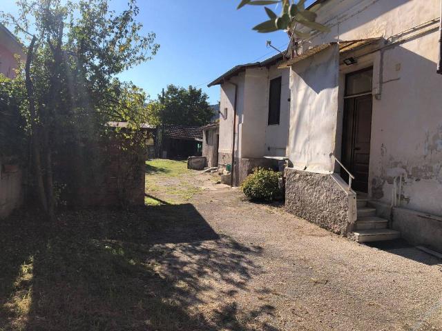 Casa indipendente in vendita a Avezzano AQ