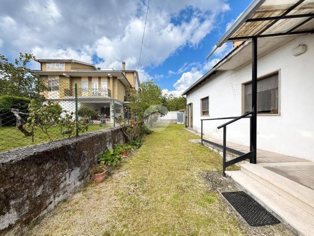 Casa indipendente in vendita a Avezzano AQ