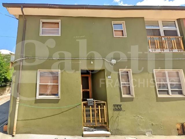 Casa indipendente in vendita a Avezzano AQ