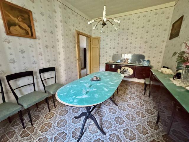Casa indipendente in vendita a Avezzano AQ